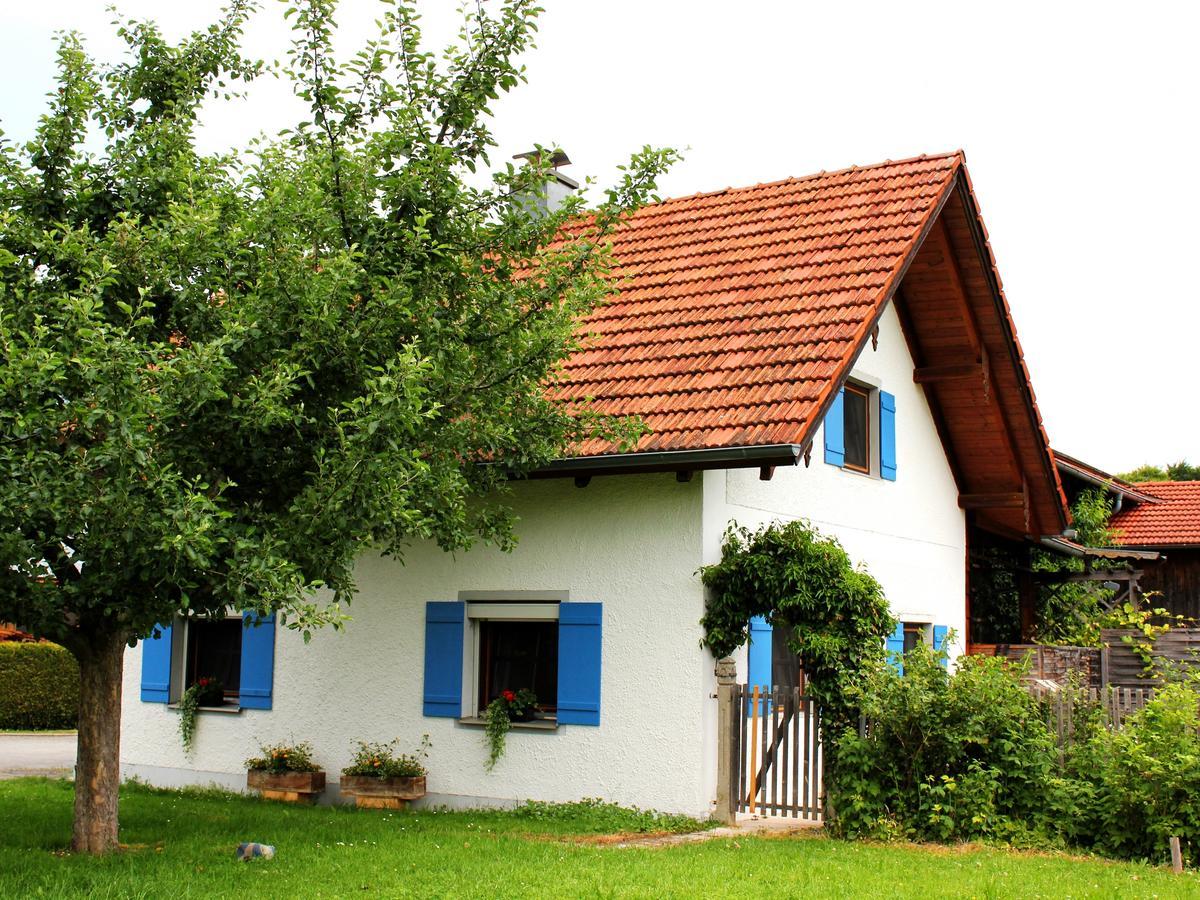 Ferienhaus Wolferstetter Tittmoning Bagian luar foto