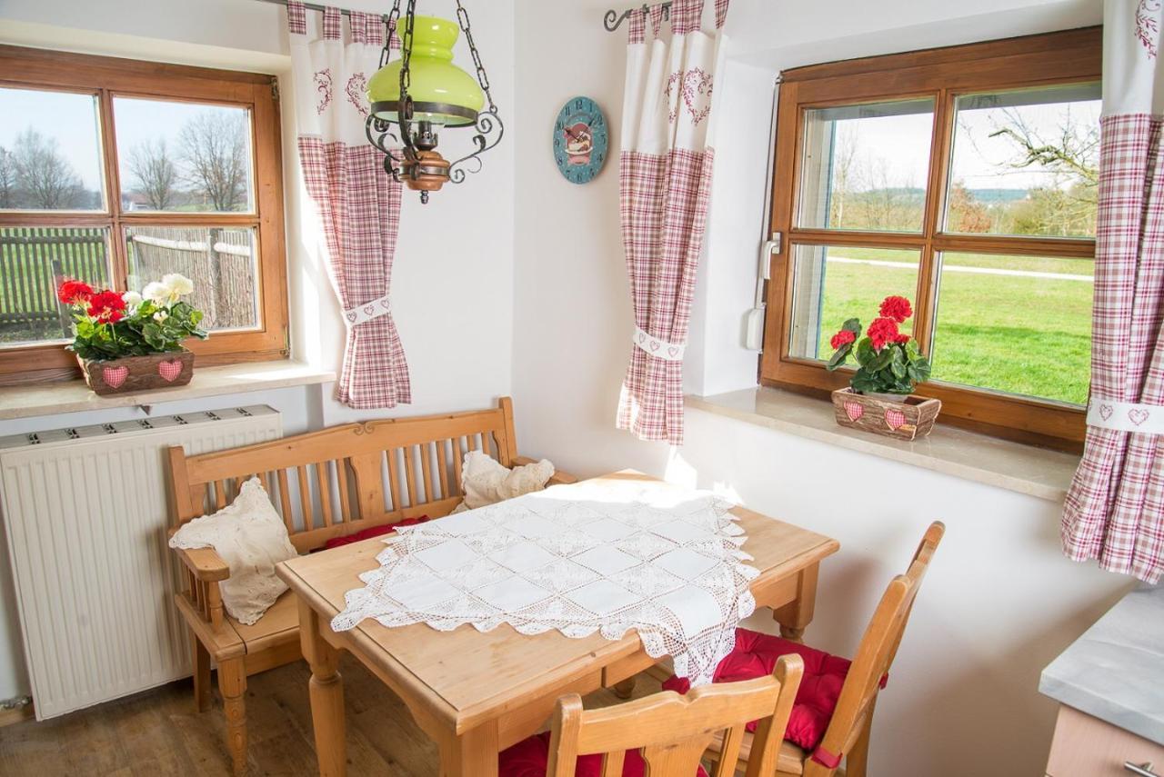 Ferienhaus Wolferstetter Tittmoning Bagian luar foto